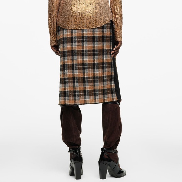 Draped Skirt Limited Edition - Picture 5 of 7